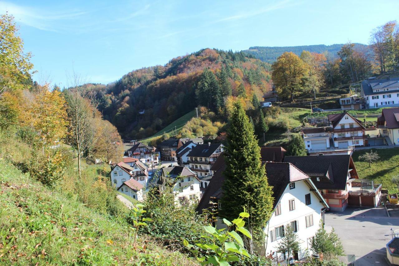 Apartamento Haus Laetsch Bad Peterstal-Griesbach Exterior foto